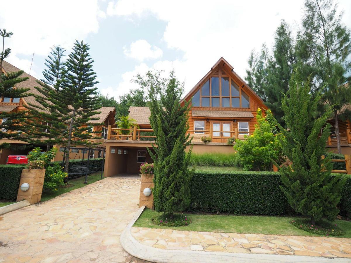 Toscana Log Home Ban Nong Rua Eksteriør billede